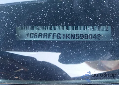 2019 Ram 1500 Big Horn/Lone Star 4X4 5'7 Box из США, поврежденный, VIN 1C6RRFFG1KN699043